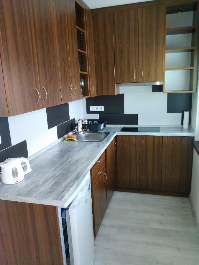 فندق Vinoteka "U Kozu" Nové Město nad Metují المظهر الخارجي الصورة